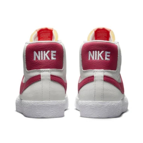Nike Zoom Blazer Mid SB 'Sweet Beet - Picture 3 of 5